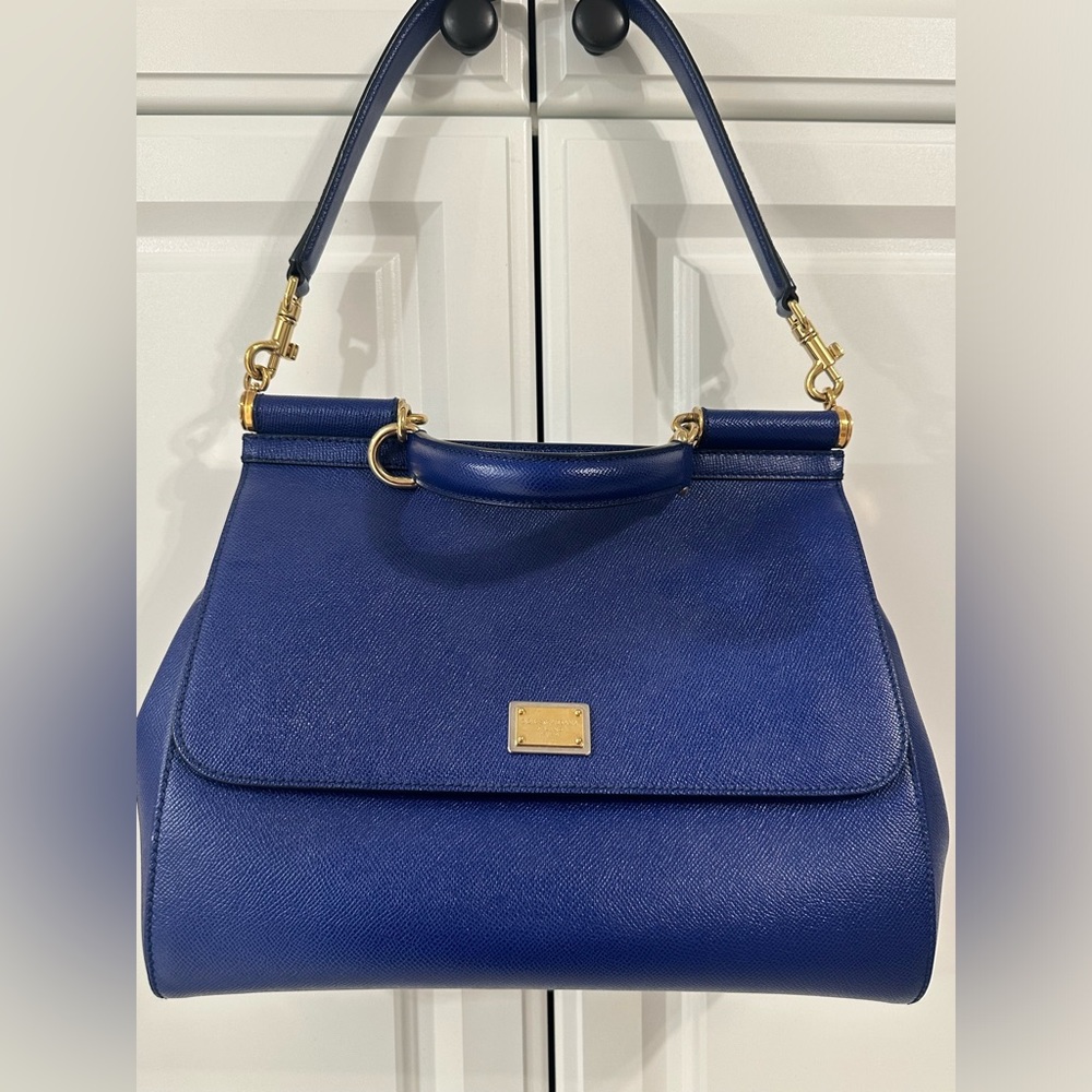 BRAND NEW-Dolce and Gabbana shoulder back-100 percent real